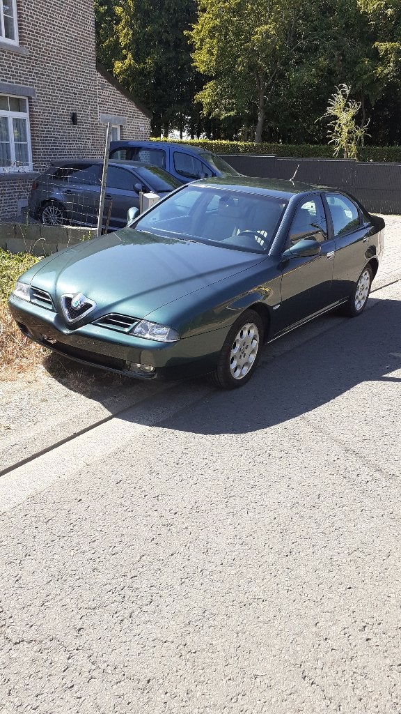 ALFA ROMEO 166, Autos, Alfa Romeo, Cuir, Achat, Boîte manuelle, Particulier