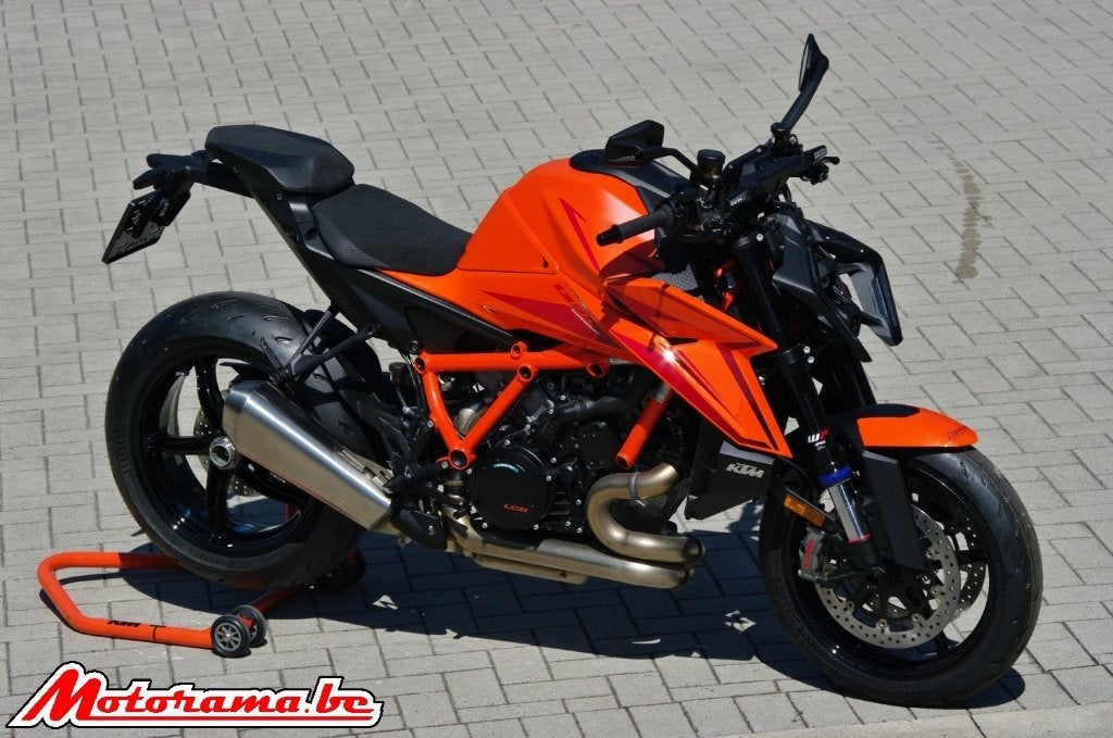 SUPERPROMO! New KTM 1390 Super Duke EVO @Motorama, Motoren, Motoren | KTM, 2 cilinders, Nieuw, Motorrijbewijs A, Traction Control