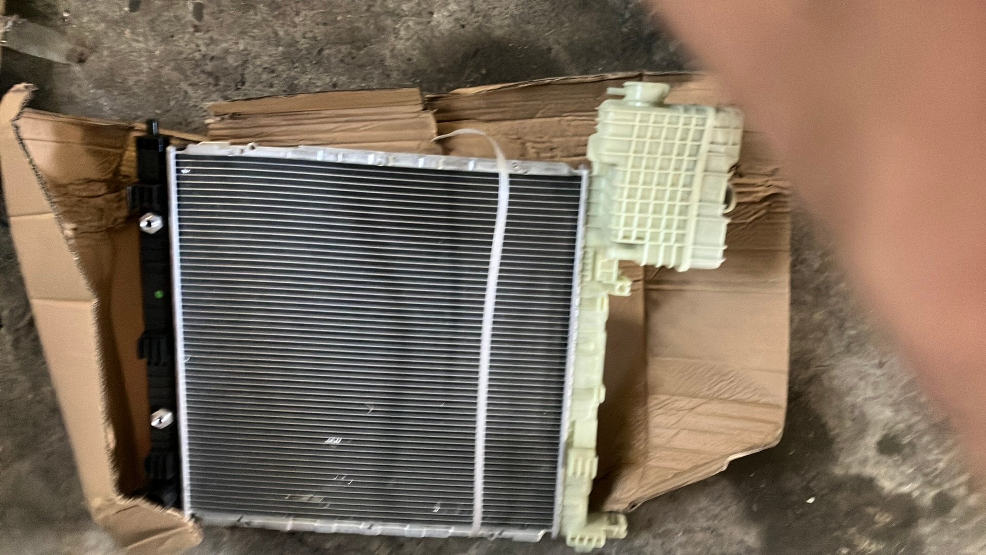 Radiator mercedes vito w638 automaat, Ophalen, Nieuw, Mercedes-Benz