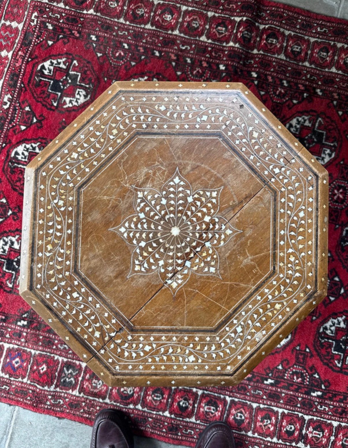 Table basse/table d'appoint octogonale ancienne avec motif, Enlèvement, Comme neuf