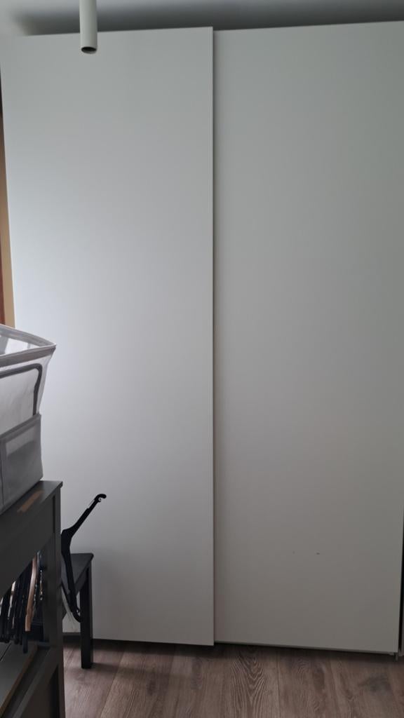 Pax kast, Ophalen