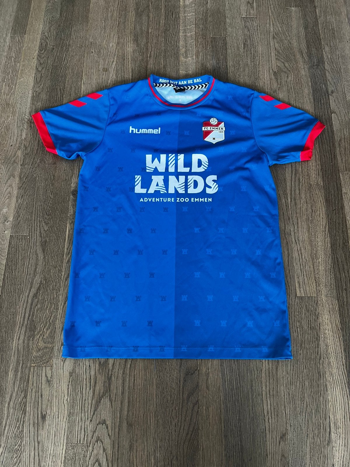 Uniek voetbaltruitje FC Emmen 23/24 uit, Sport en Fitness, Voetbal, Ophalen, Zo goed als nieuw