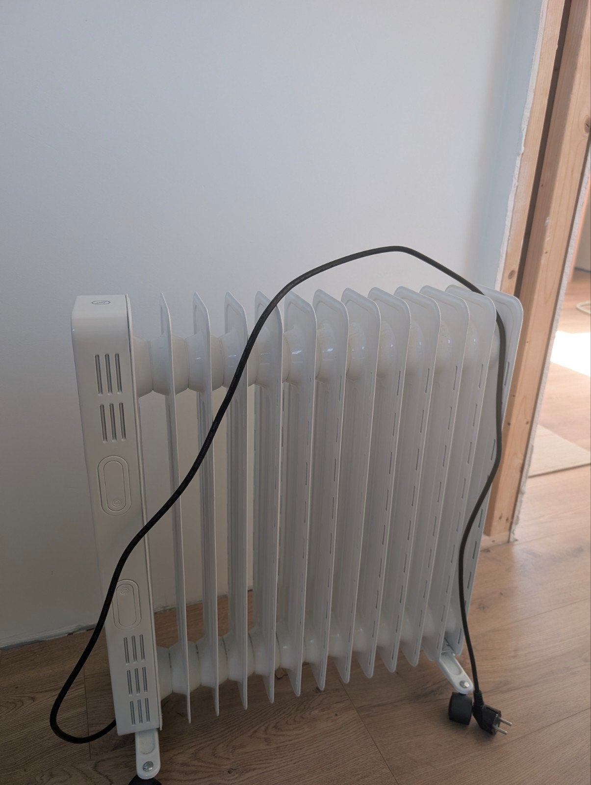 Electrische verwarming, Doe-het-zelf en Bouw, Verwarming en Radiatoren, Ophalen, 30 tot 80 cm, Hoog rendement (Hr), Radiator