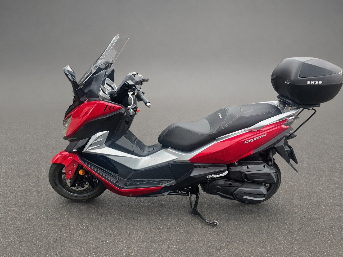 Sym cruisym 300i, Particulier