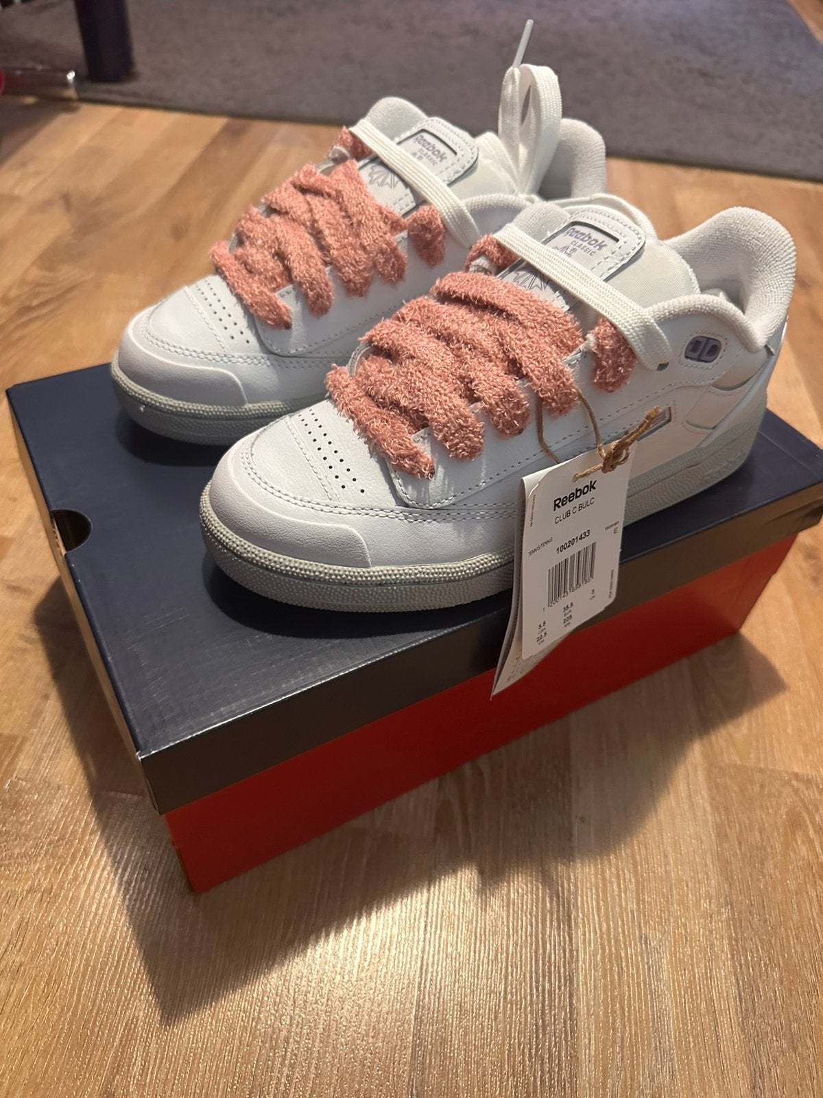 Baskets Reebok fille taille 35,5 neuve avec étiquette ., Neuf, Chaussures, Fille, Envoi