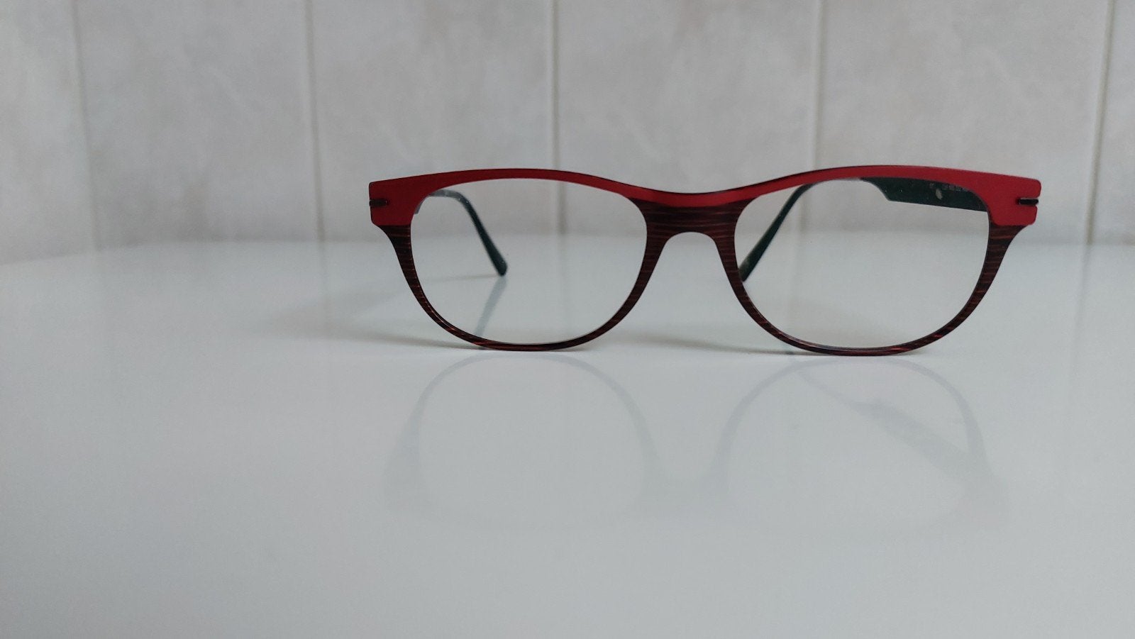 Brilmontuur voor dames, Ophalen, Rood