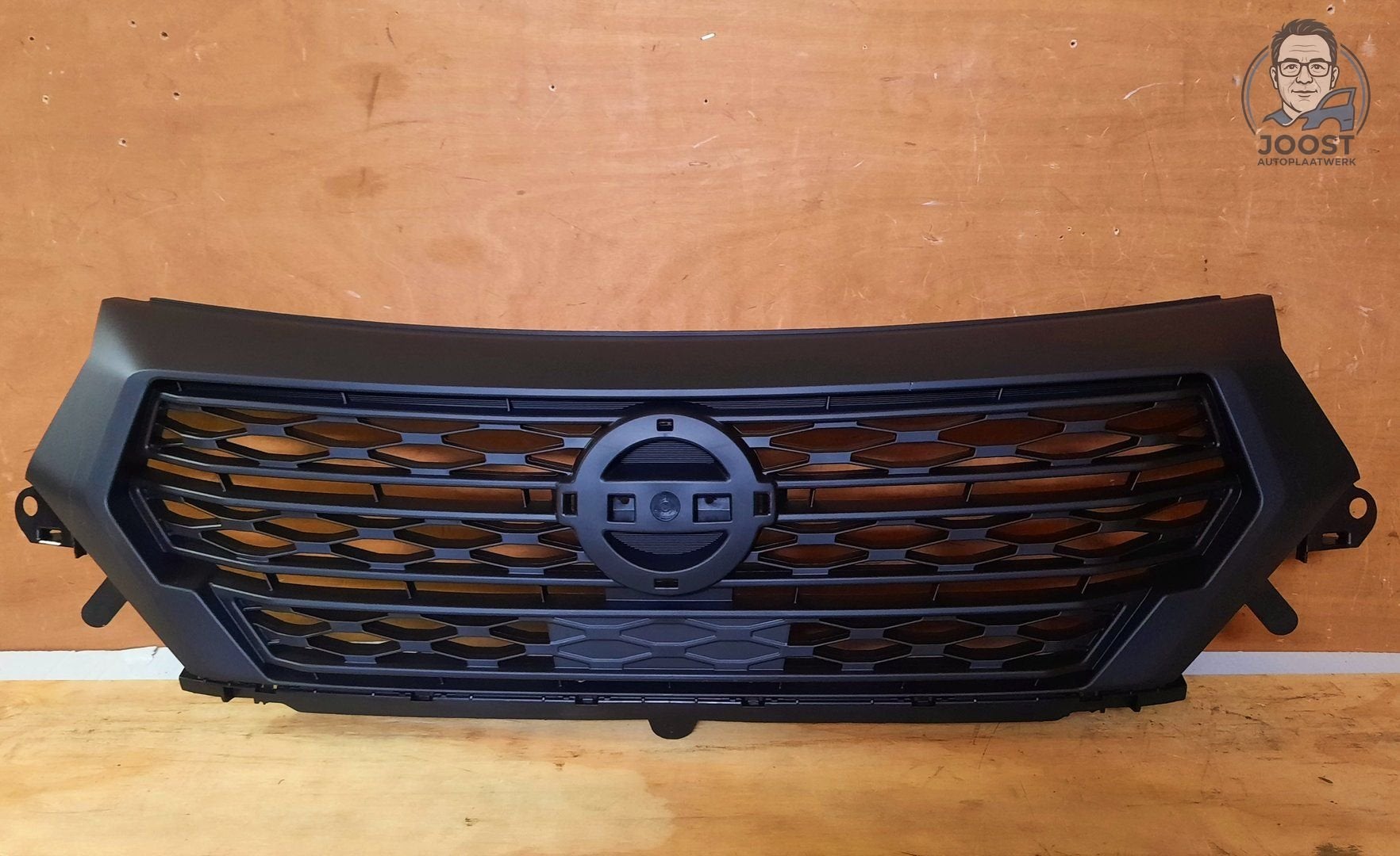Grille nieuw orgineel Nissan Townstar v.a 2024 623100631R, -1-1 Takashima 1-chrome, Nishi-ku, Yokohama, Kanagawa 220-8686, Japan