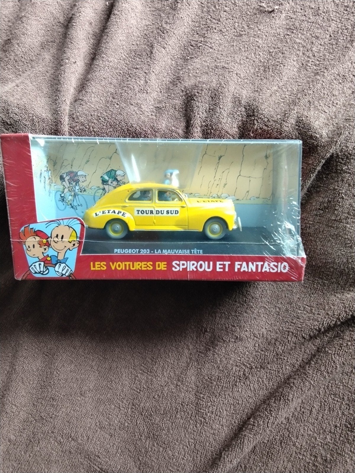 Spirou et Fantasio Peugeot 203 Cette voiture date de 2007 et, Collections, Enlèvement ou Envoi