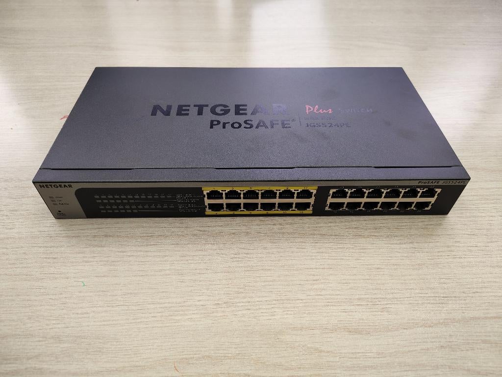 Netgear ProSAFE PoE - 24port Gigabit managed switch, Ophalen of Verzenden, Gebruikt