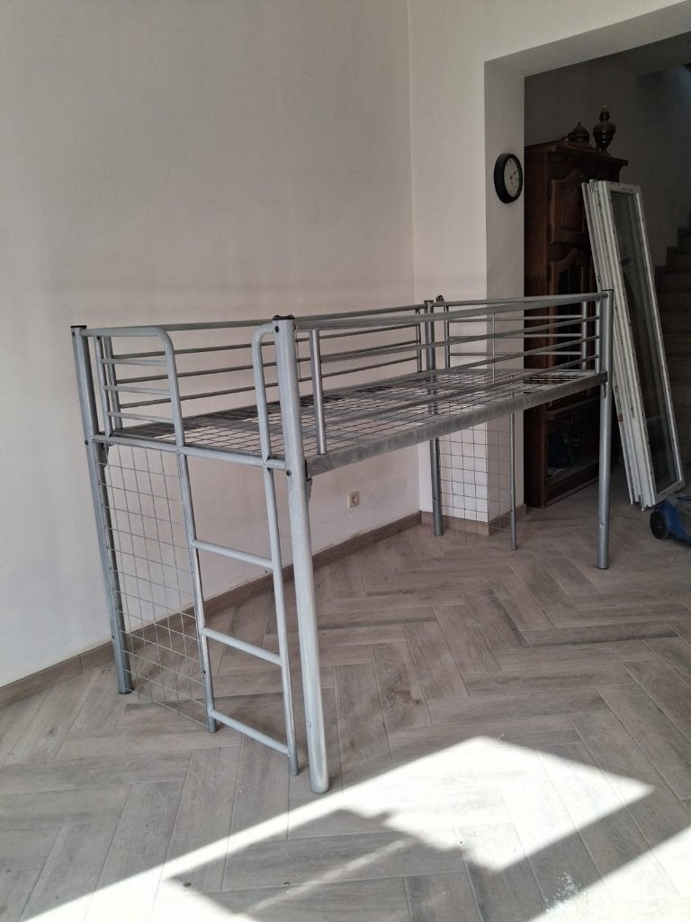 lit, Maison & Meubles, Chambre à coucher | Lits, Gris, Une personne, Enlèvement, Utilisé