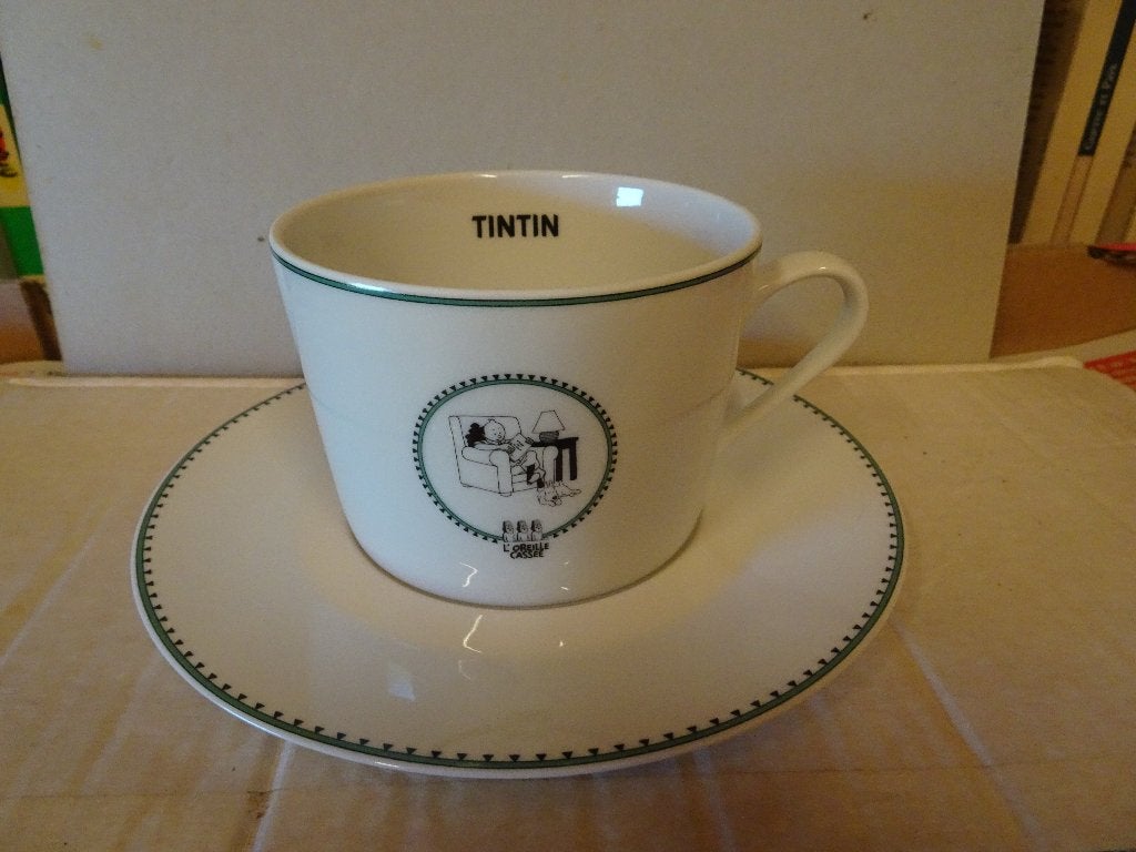 Grande tasse + soucoupe Tintin -  L'oreille cassée, Enlèvement ou Envoi, Tintin, Comme neuf, Ustensile