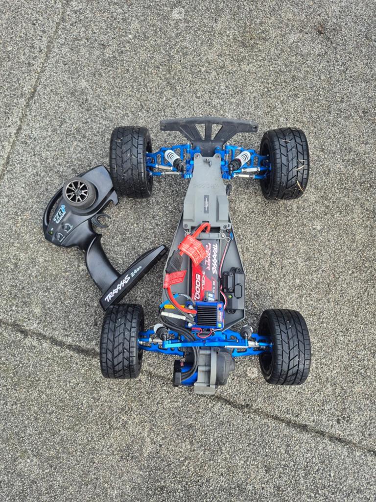 traxxas rustler 2wd, Hobby en Vrije tijd, Zo goed als nieuw, Schaal 1:10, Auto onroad, RTR (Ready to Run)