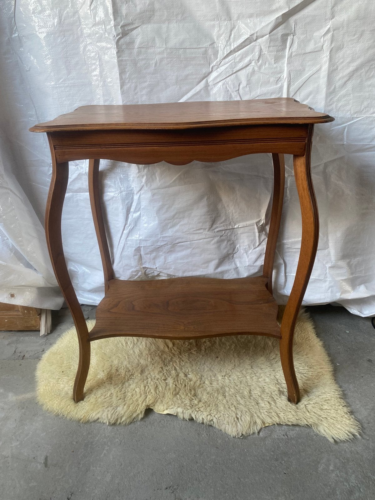Table d'appoint ancienne, Enlèvement