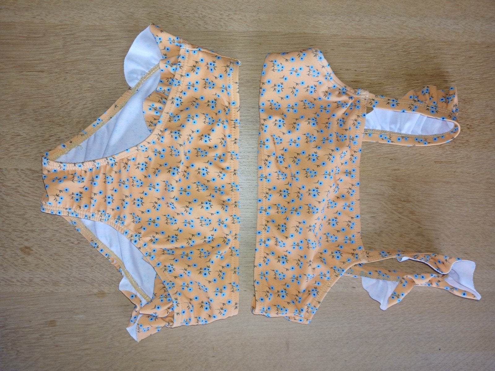 Bikini voor meisjes van 8 jaar - geel met blauwe Primarkt-bl, Kinderen en Baby's, Kinderkleding | Kinder-zwemkleding, Bikiniset