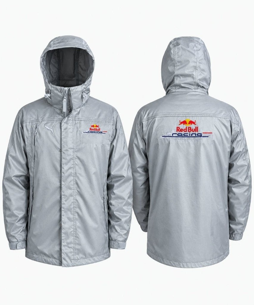 Red Bull Formula One regenjas PUMA maat L 52-54, Verzamelen, Ophalen of Verzenden, Zo goed als nieuw