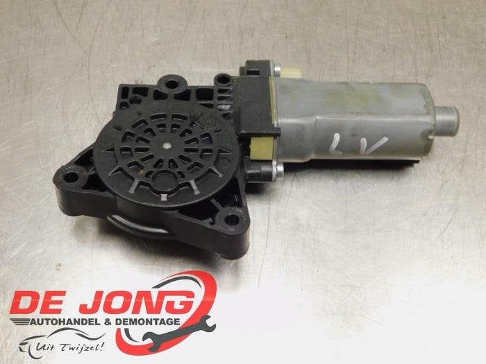 Moteur de vitre portière d'un Kia Carens, Autos : Pièces & Accessoires, Kia, -, 3 mois de garantie, Utilisé