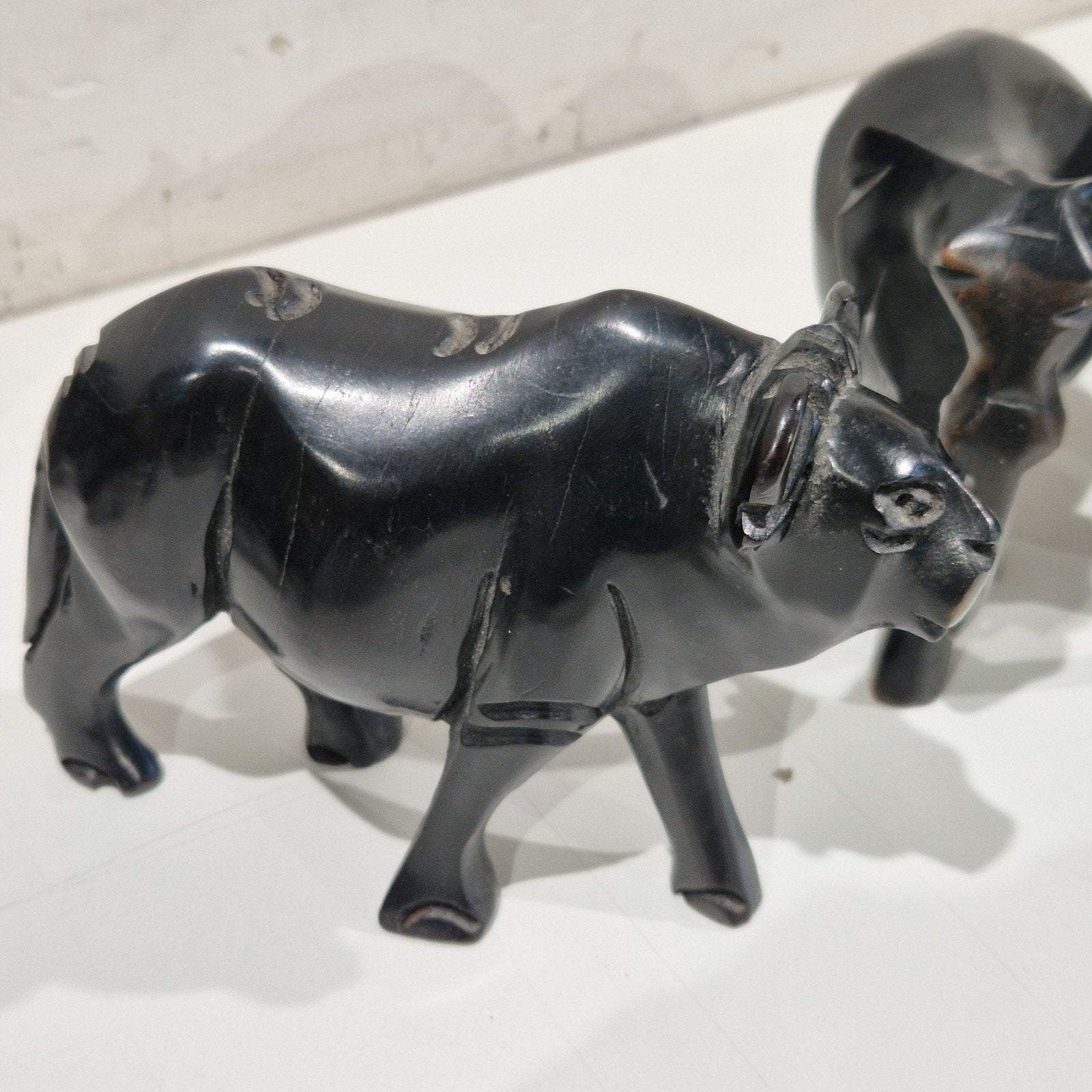 Set van 4 black wood , hardhout , waterbuffel en olifanten, Antiek en Kunst, Ophalen of Verzenden
