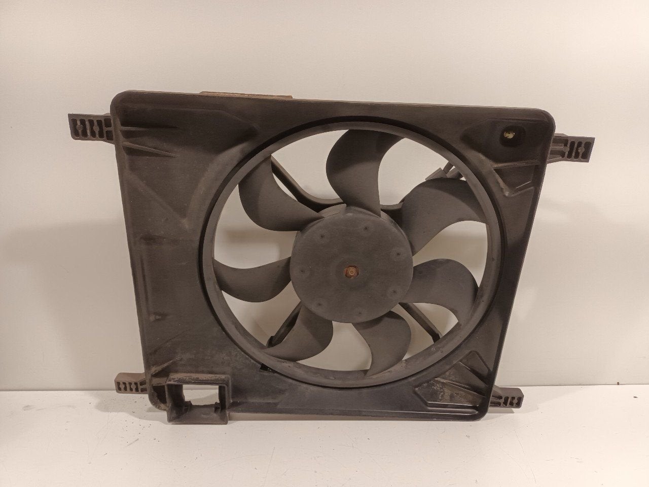Koelventilatormotor Chevrolet Spark, Autos : Pièces & Accessoires, Onderdelen@venauto.nl, Van der Ven Autorecycling B.V., Ettenseweg 76, 4706 PB Roosendaal, The Netherlands