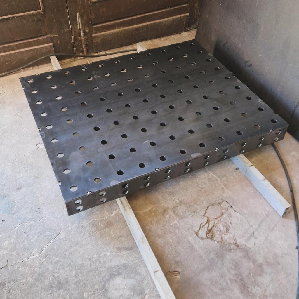 Laswerken en herstellingen in metaal en inox, Ophalen