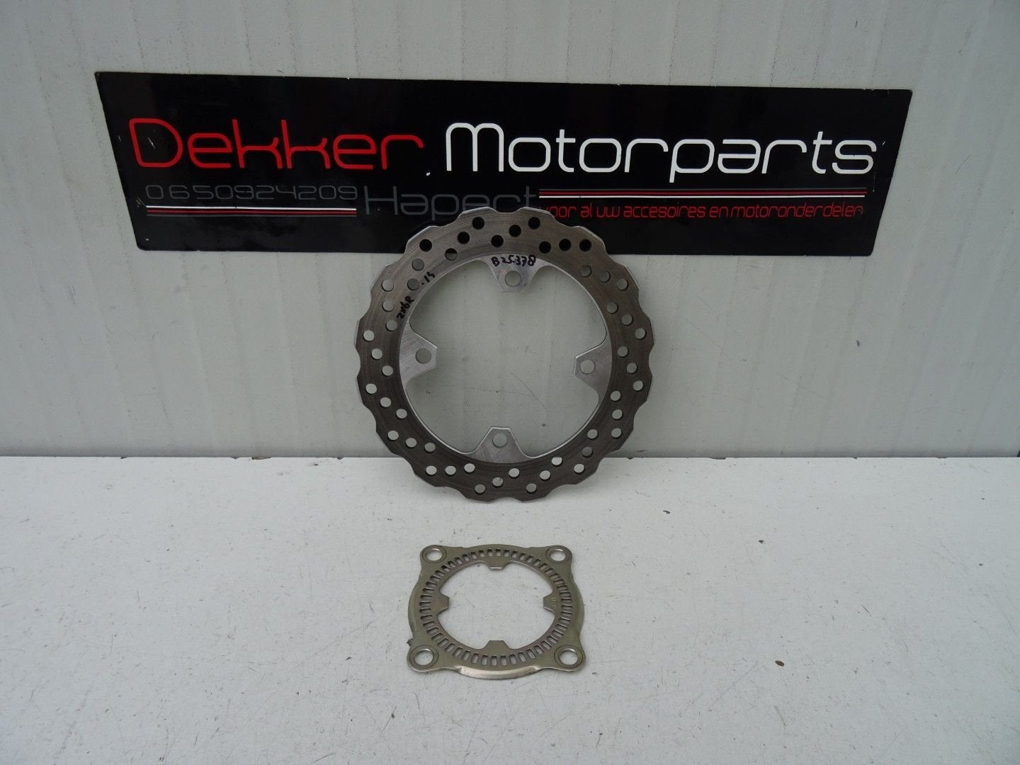 Achterste Remschijf +ABS Ring Kawasaki ZX6R 636 Ninja 2013 >, Gebruikt, -, -, Ophalen of Verzenden