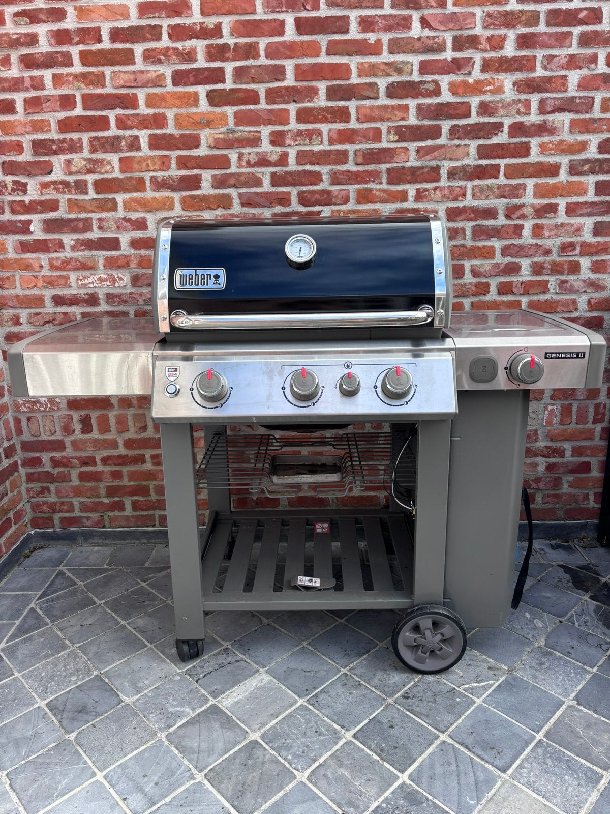 Weber Genesis II, Tuin en Terras, Ophalen, Zo goed als nieuw