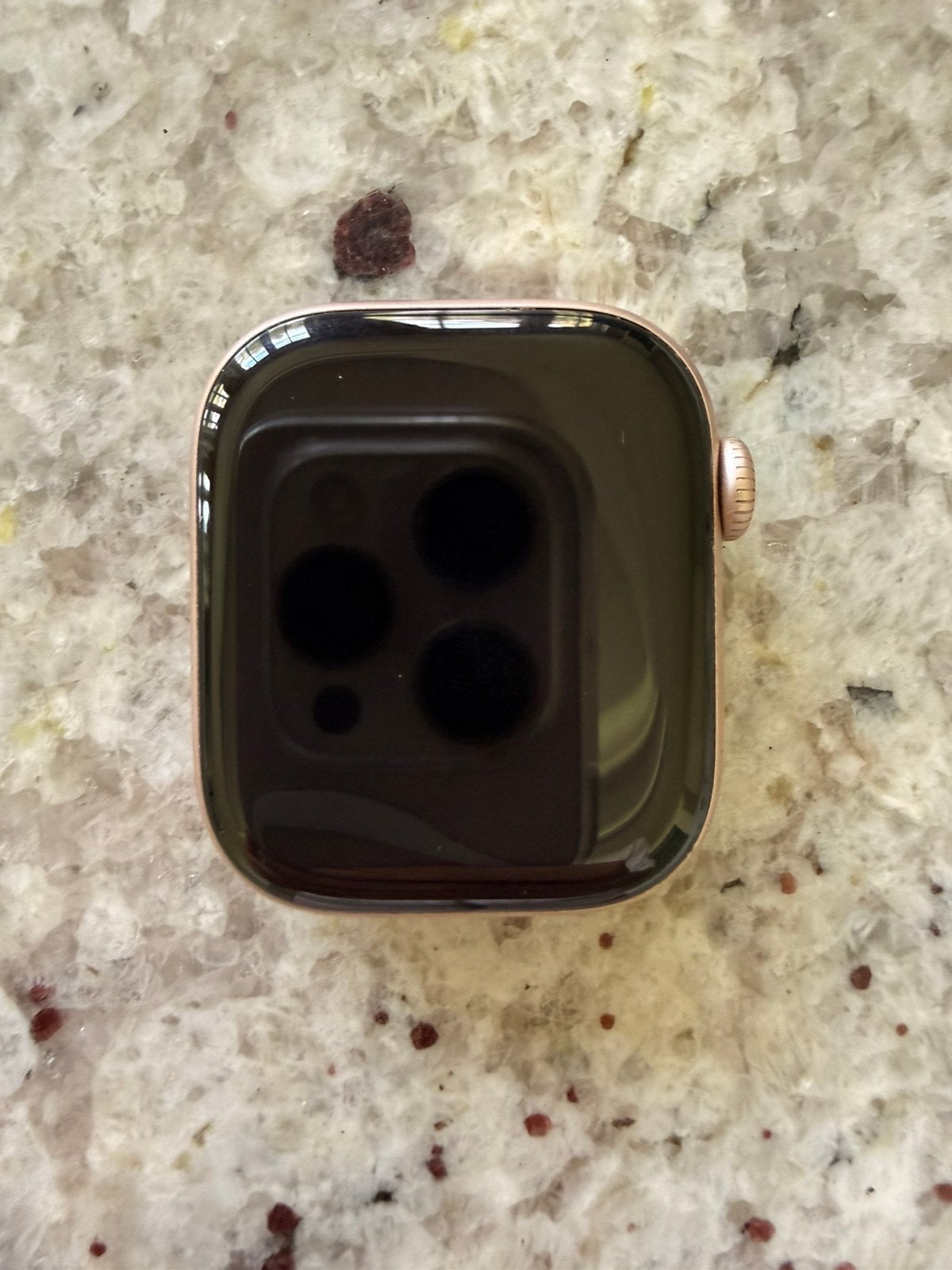 Apple watch series 11 42mm or rose wifi, Ophalen, Conditie, Zo goed als nieuw, Roze