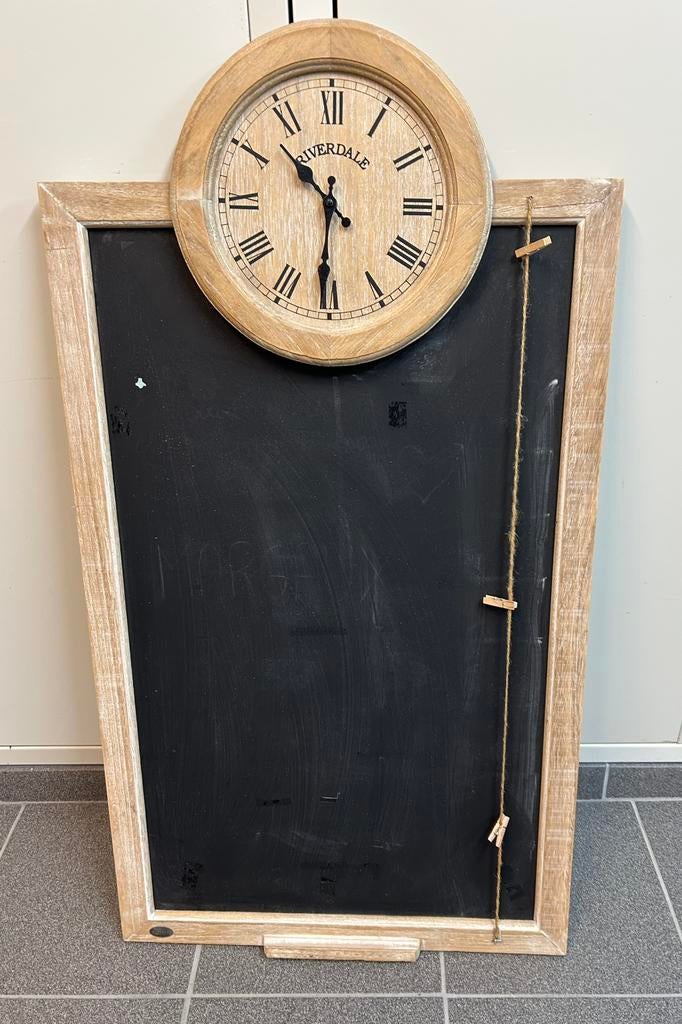 Memobord Riverdale met klok, moederdag tip!, Huis en Inrichting, Ophalen, Gebruikt, Krijtbord
