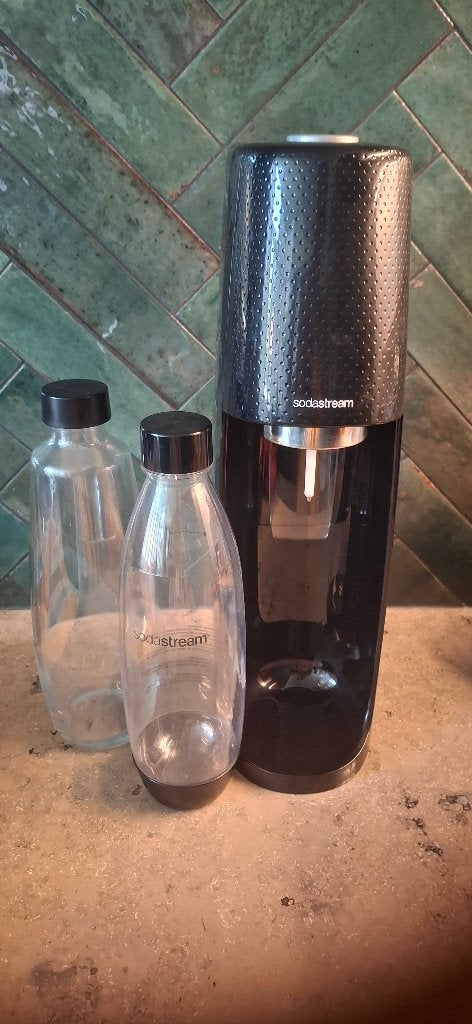 SodaStream – inclusief 2 flessen en gevulde CO₂-cilinder, Enlèvement, Comme neuf