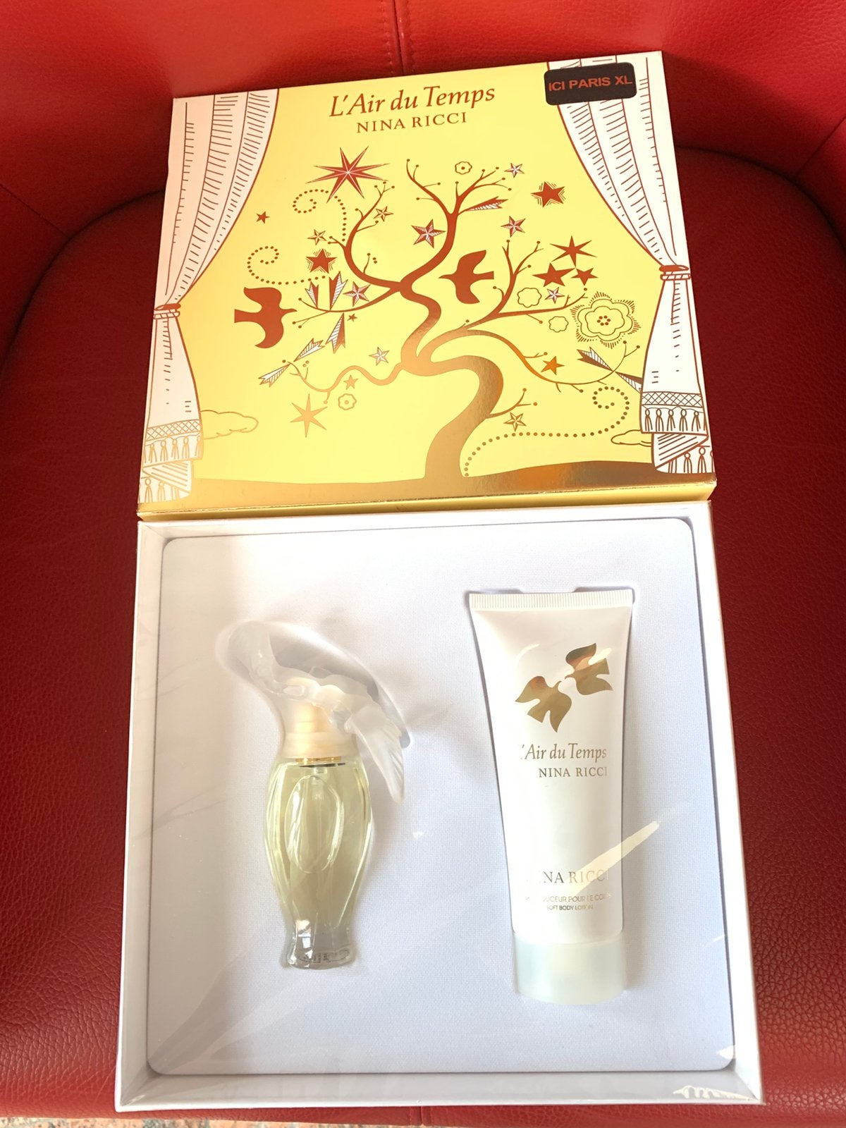 Nina Ricci luxe parfumbox nieuw, Verzamelen, Ophalen of Verzenden, Nieuw