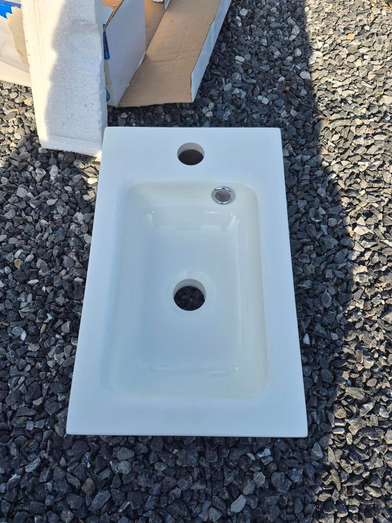 Wastafel, toiletkast, Ophalen
