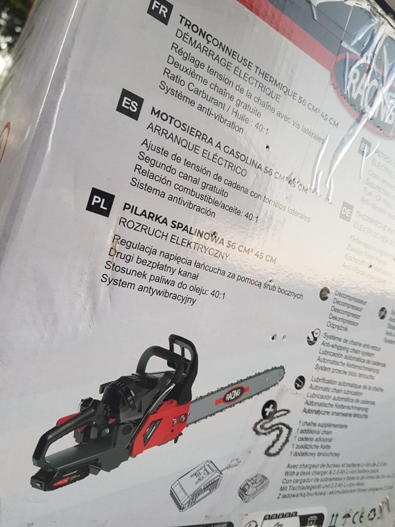 TRONCONNEUSE essence  neuve  sous garantie.125 € faire offre