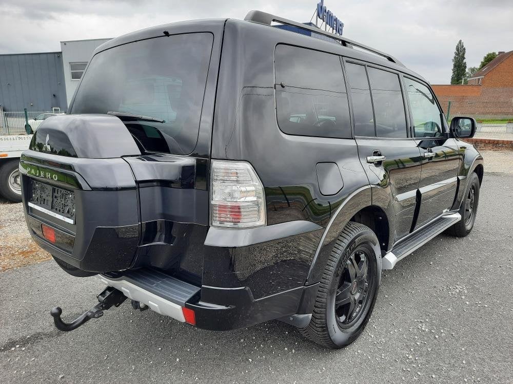 Pajero 3.2 DID 5-deurs lichte vracht Full option, Autos, Mitsubishi, Cuir, Achat, Euro 6, Entreprise