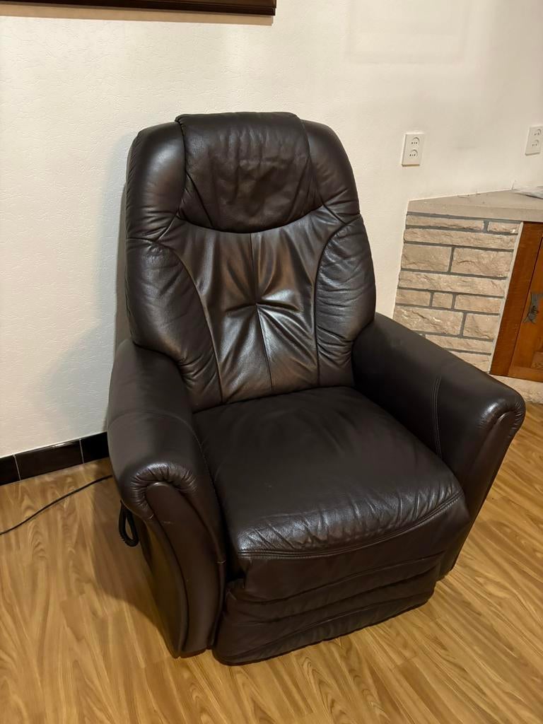 Bruine rekax zetel, Ophalen, Gebruikt