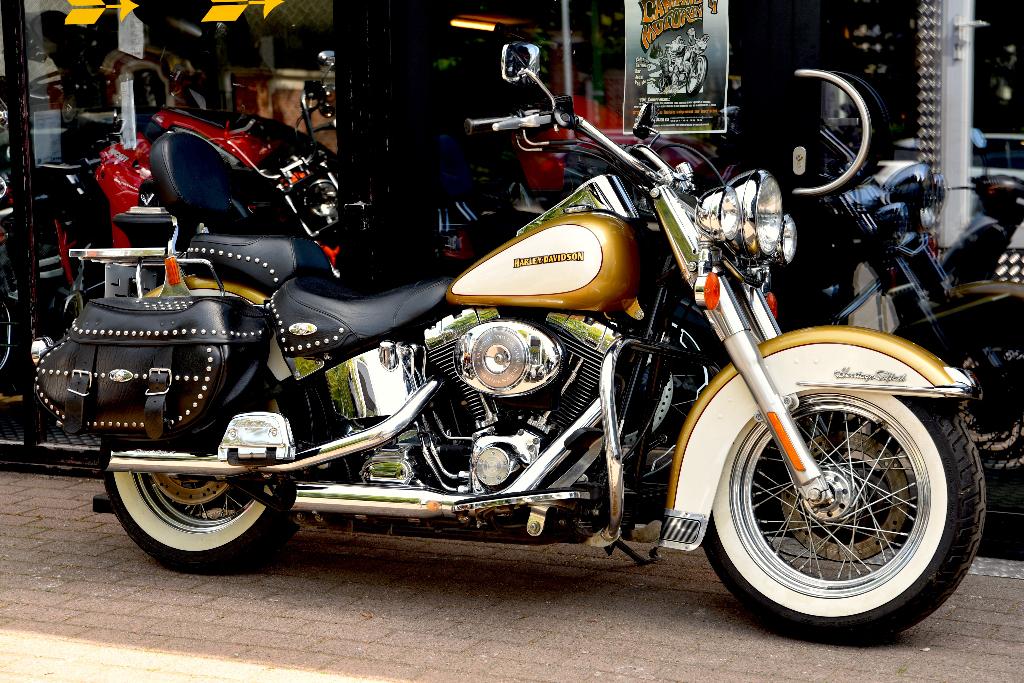 HARLEY DAVIDSON HERITAGE ***MOTOVERTE.BE***, Motoren, Motoren | Harley-Davidson, Bedrijf, Chopper, 2 cilinders, Occasion, Ophalen