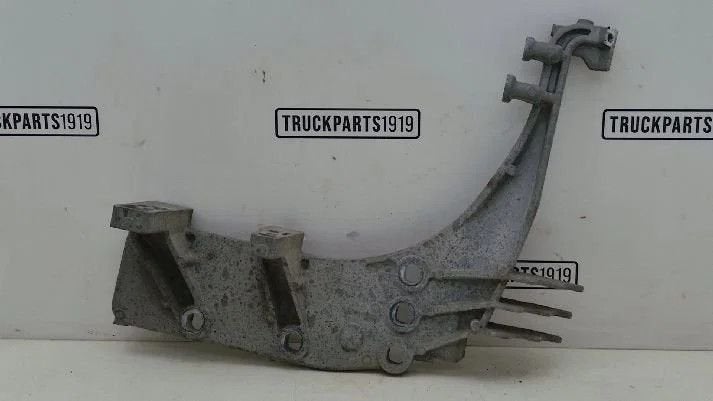 DAF Body & Chassis Parts Opstap steun Re. DAF, Auto-onderdelen, Vrachtwagen-onderdelen, Ophalen, Gebruikt, DAF, Carrosserie en Plaatwerk