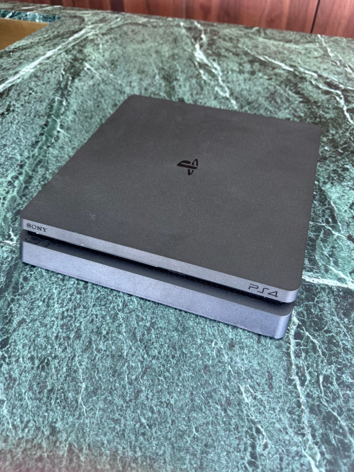 Playstation 4 met kabels en handleiding, Games en Spelcomputers, Spelcomputers | Sony PlayStation 4, Ophalen, Zo goed als nieuw