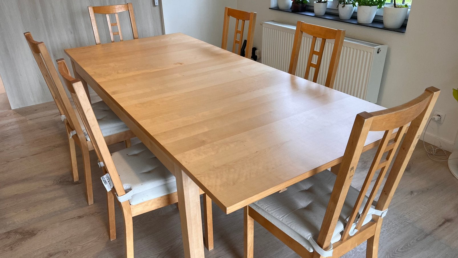 Table extensible IKEA BJURSTA avec 6 chaises, Enlèvement, Comme neuf