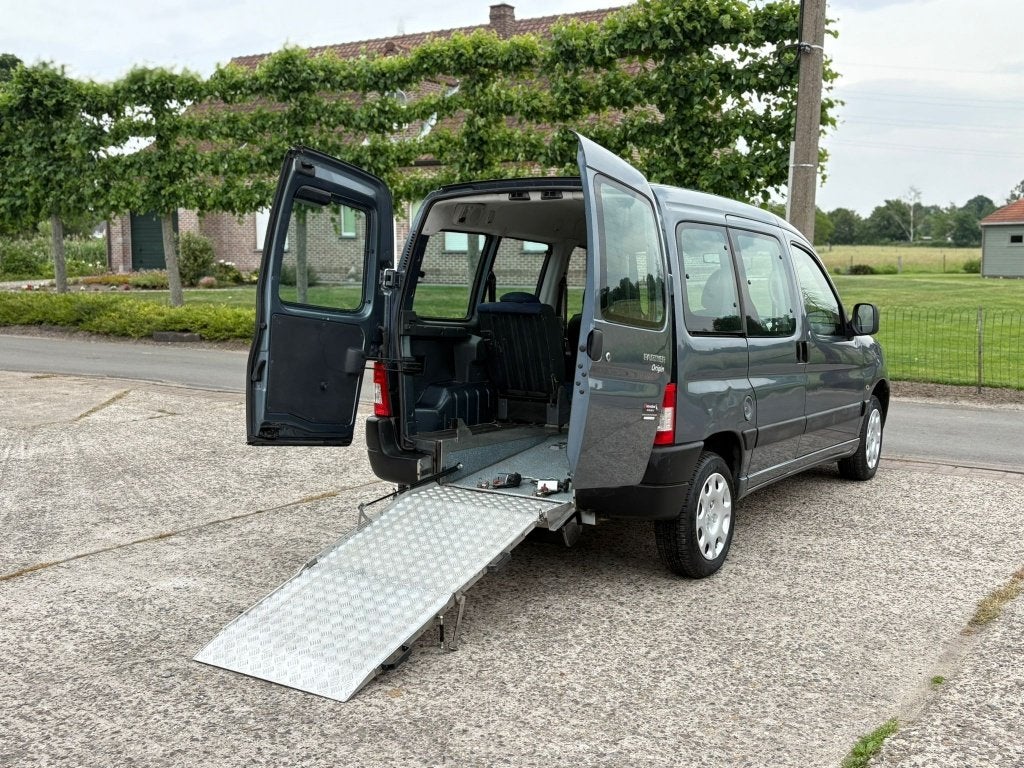 ️️️♿️Peugeot Partner 1.6HDI Rolstoel Invalide Handicape TPMR, Autos, Achat, Entreprise, Adapté aux personnes handicapées, Boîte manuelle