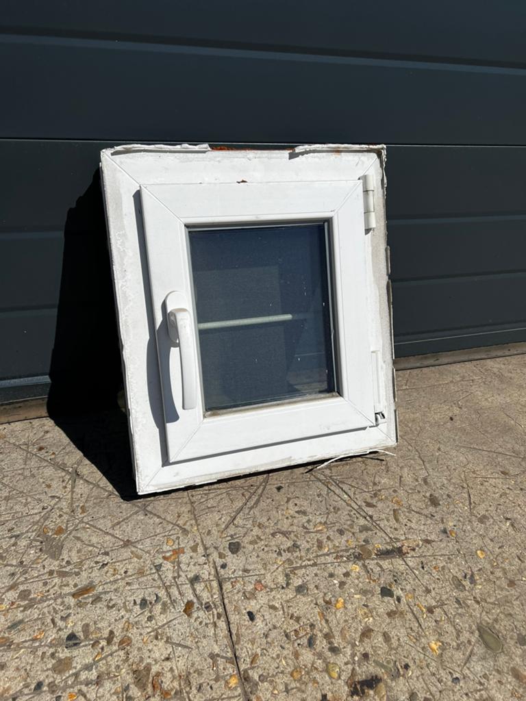 Draai+kip dubbelglas 45hx40b, Ophalen, Kunststof, Gebruikt, Minder dan 75 cm