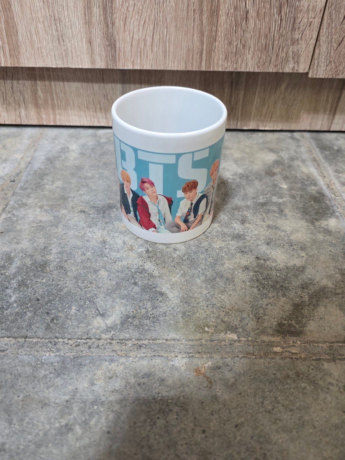 BTS drinktas te koop, Enlèvement