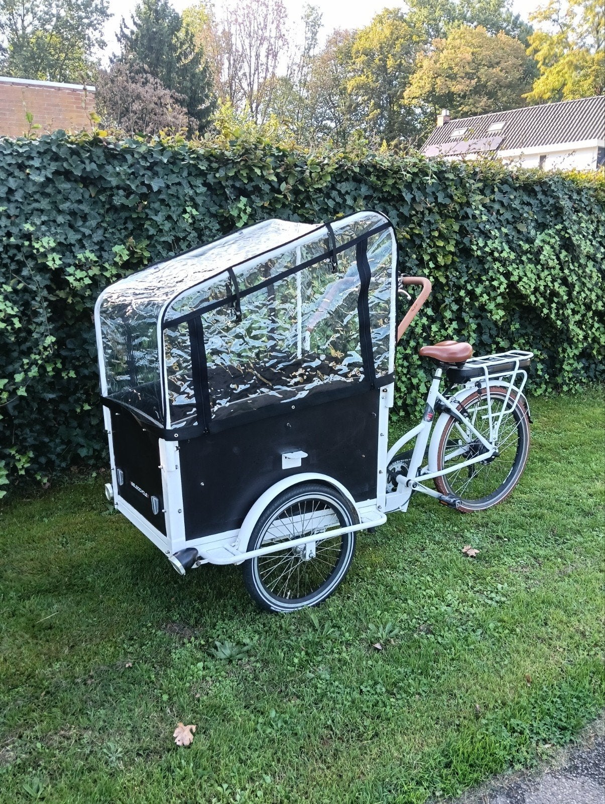 elektrische bakfiets belgocycle nieuwe batterij jaar garanti, 4 kinderen of meer, Ophalen of Verzenden, Zo goed als nieuw, Elektrisch