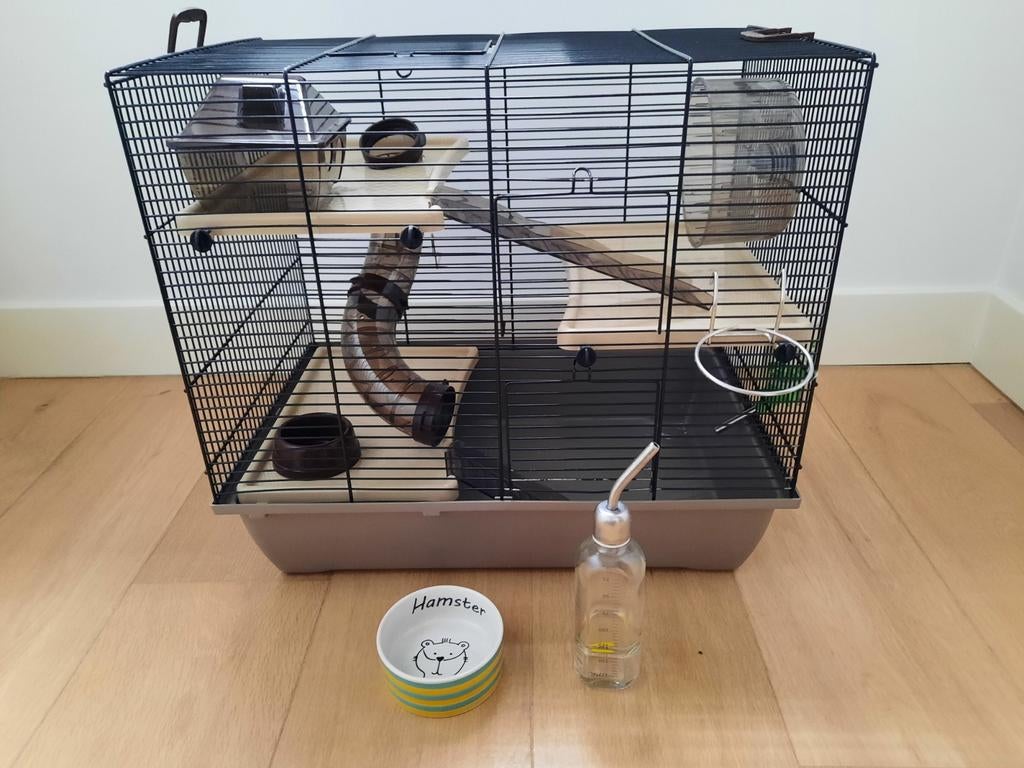 Hamsterkooi, Ophalen