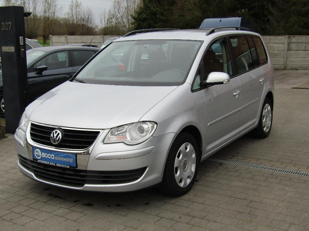 Vw Touran 1.9 TDI, Autos, Volkswagen, Argent ou Gris, Achat, Entreprise, Boîte manuelle