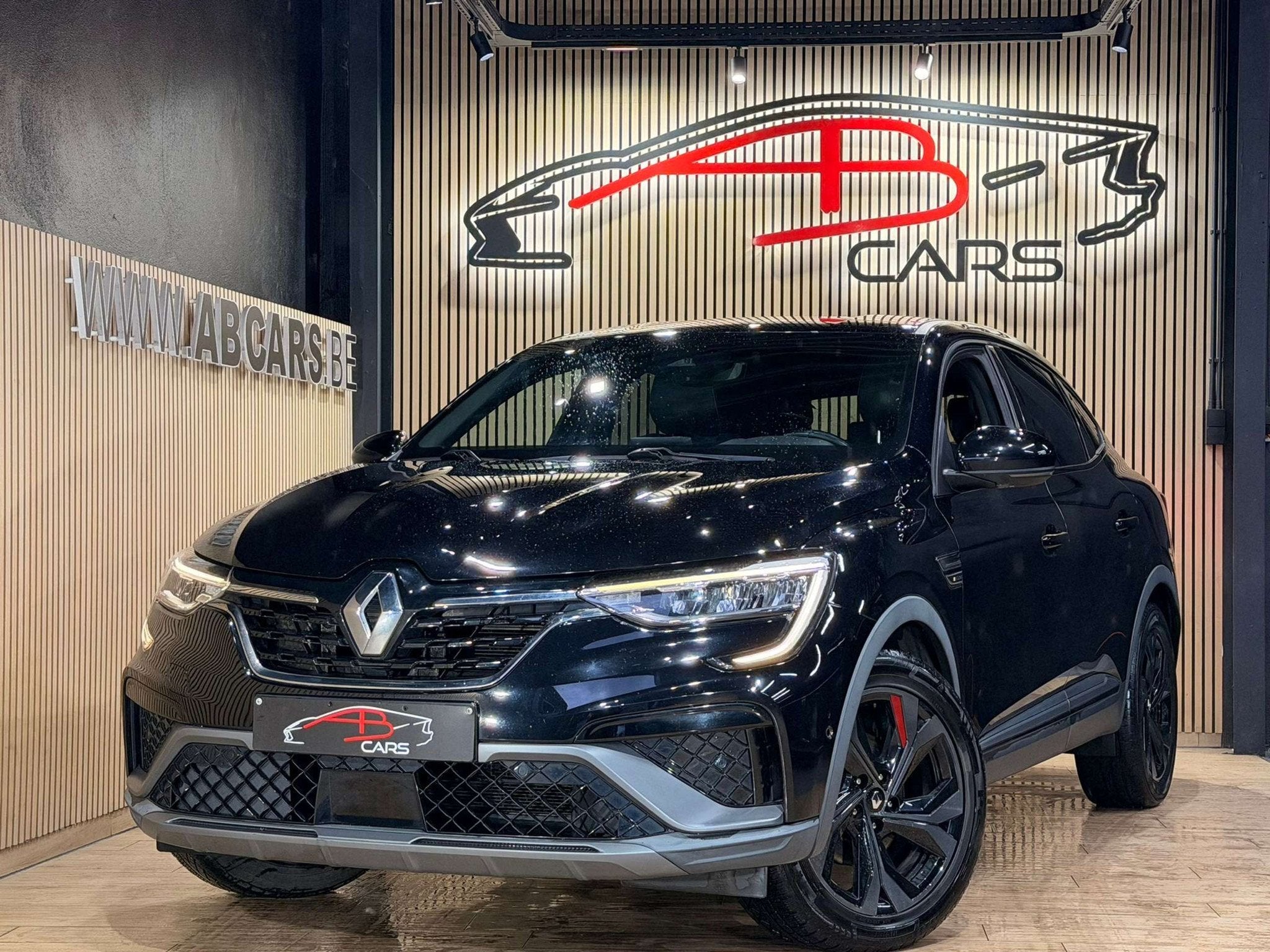 Renault Arkana E-TECH HYBRD RS LINE * GARANTIE 12 MOIS * R.S, Autos, Renault, Cuir, Arkana, Achat, Noir