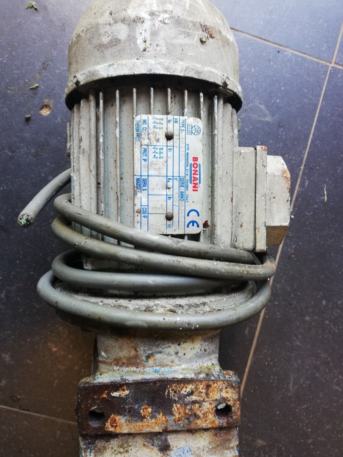 elek motor, Ophalen