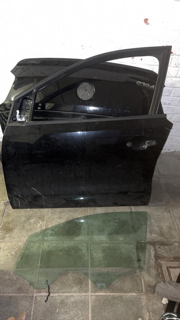 Porte Volkswagen Polo 5 / 6R / 6C noire + vitre, Enlèvement, Volkswagen