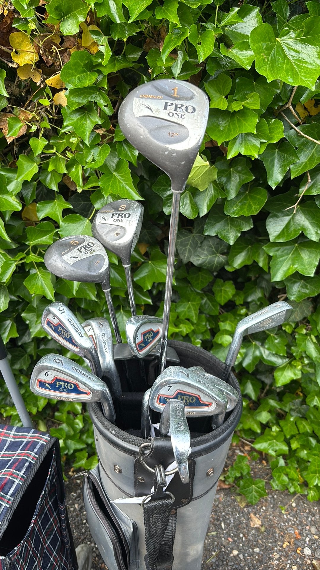 Golfset met tas, Sports & Fitness, Golf, Enlèvement, Comme neuf, Sac