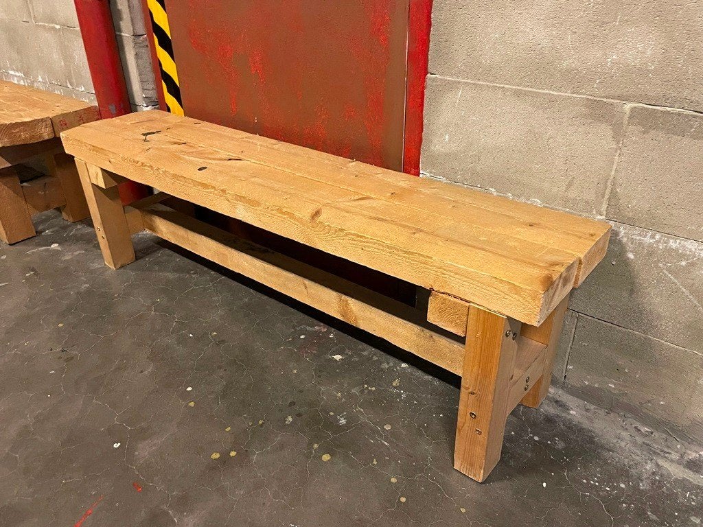 Bancs en bois @ OXFAM Solidarité, Maison & Meubles, Tabourets, Utilisé, Bois, Enlèvement