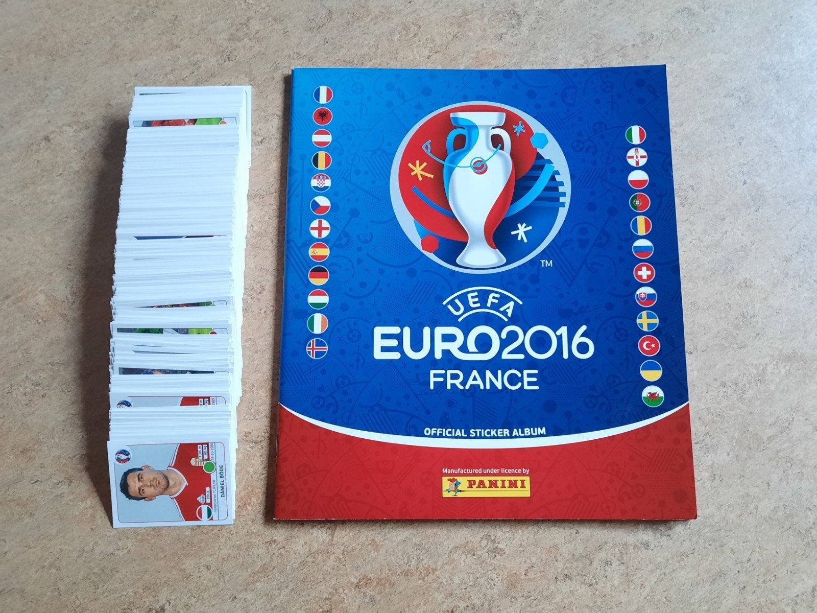 Nieuw leeg album + ong. 500 vrschlnde stickers - Euro 2016, Enlèvement, Neuf, Plusieurs autocollants