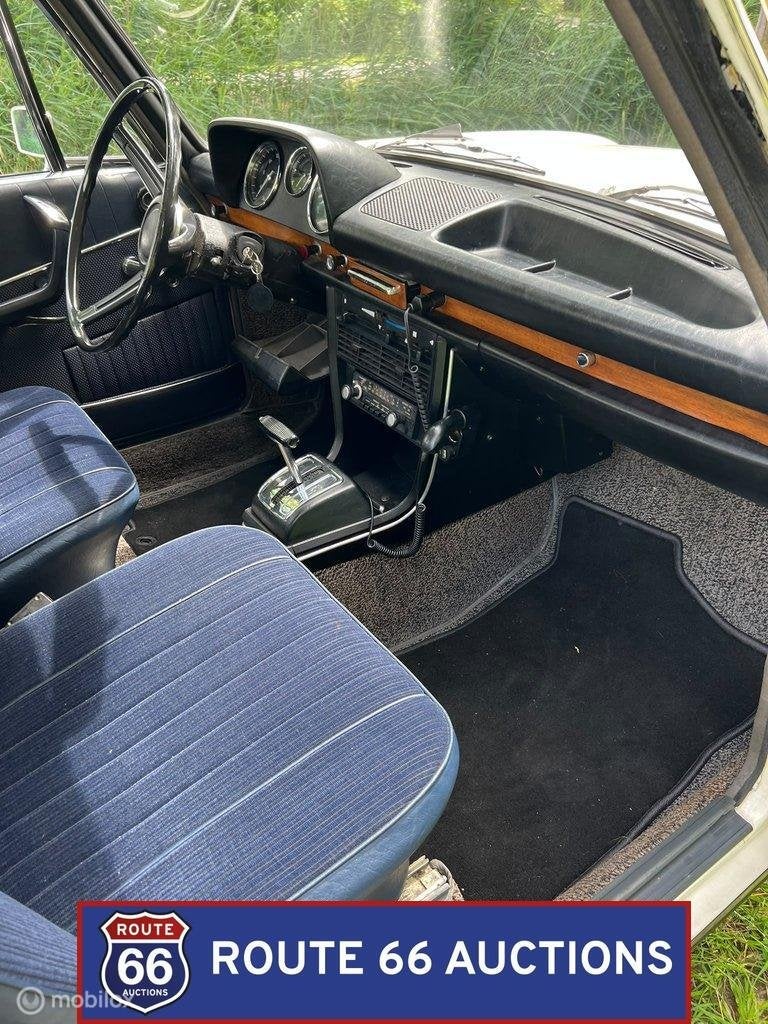BMW 2000 Automatic | Route 66 Auctions, Auto's, Zwart, Bedrijf, Handgeschakeld, Overige carrosserie
